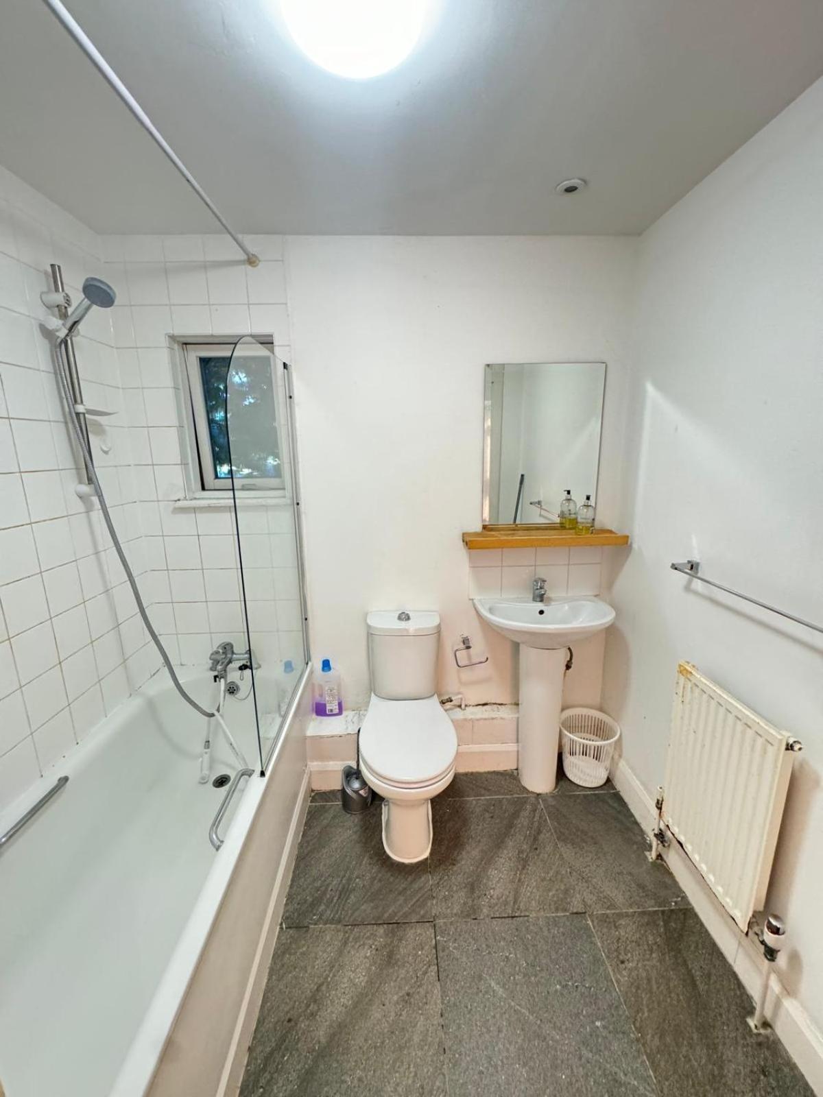 Fabulous Apartment In Kilburn London Londres Exterior foto